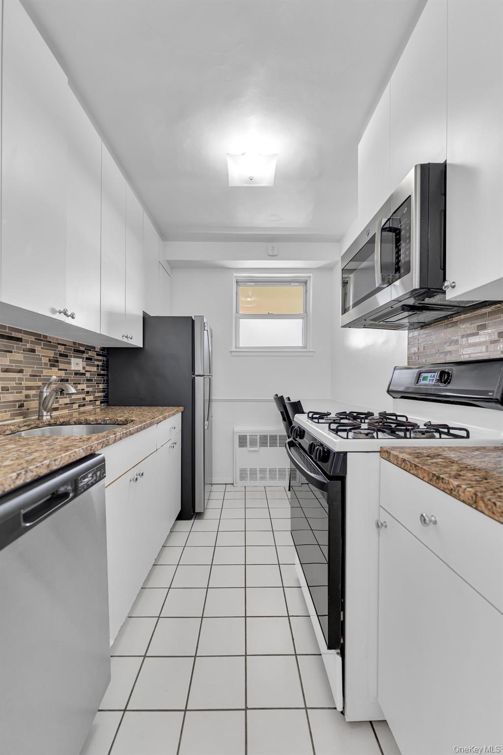 5700 Arlington Ave Unit: 10D