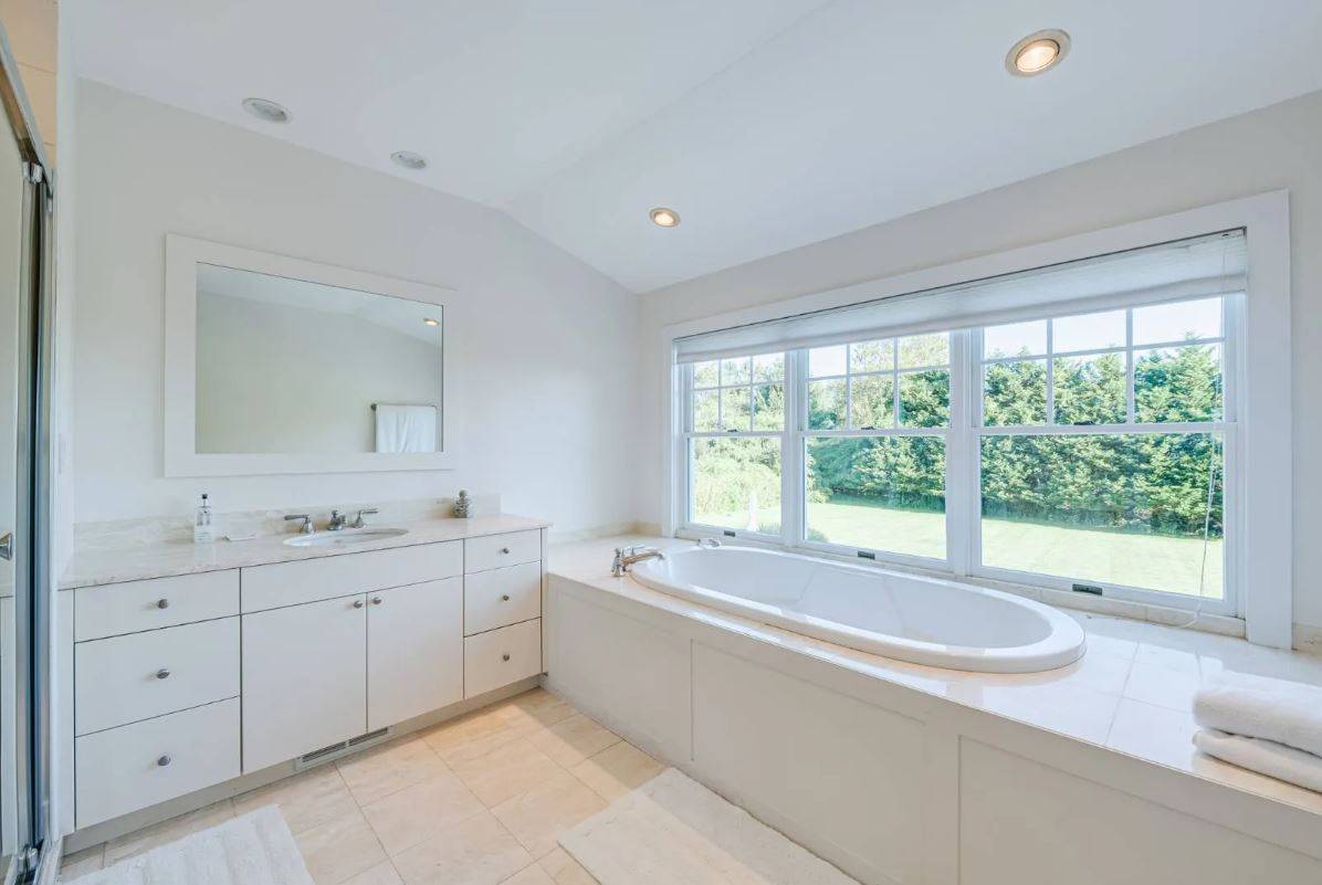 761 NORTH SEA MECOX RD