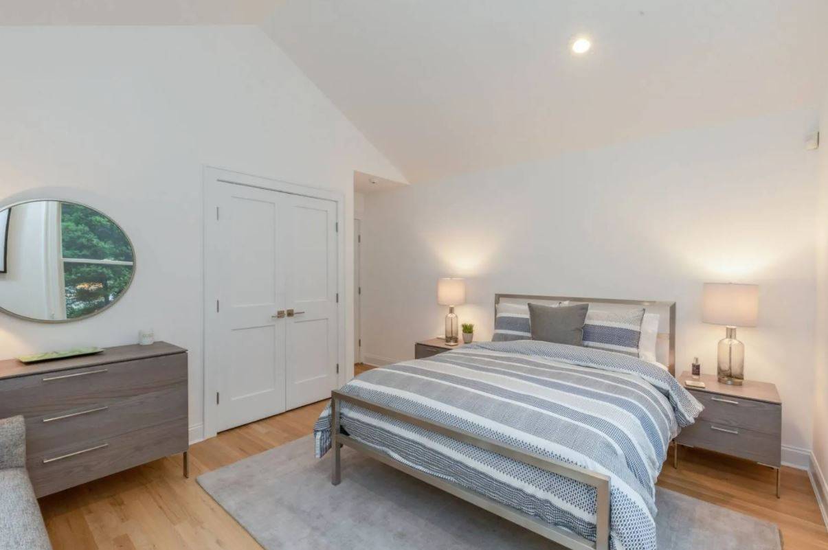 25 QUARTY CT