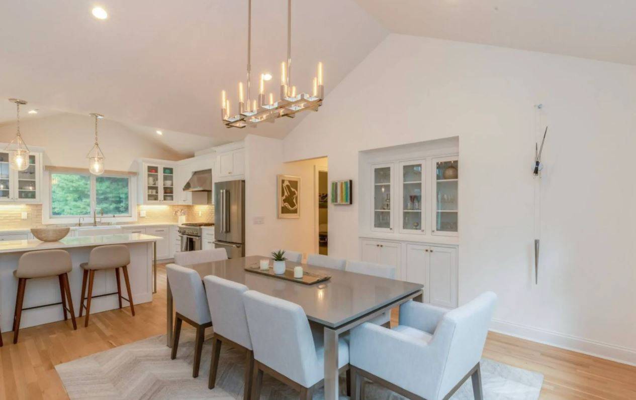 25 QUARTY CT
