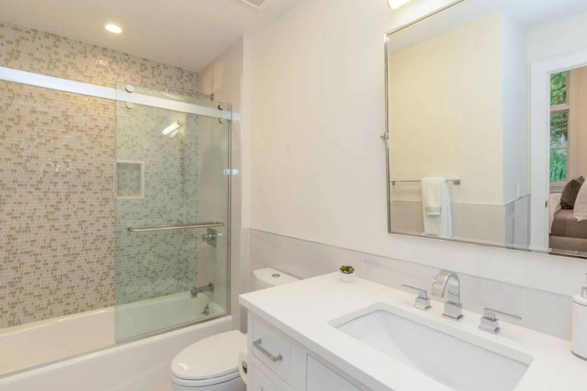 25 QUARTY CT