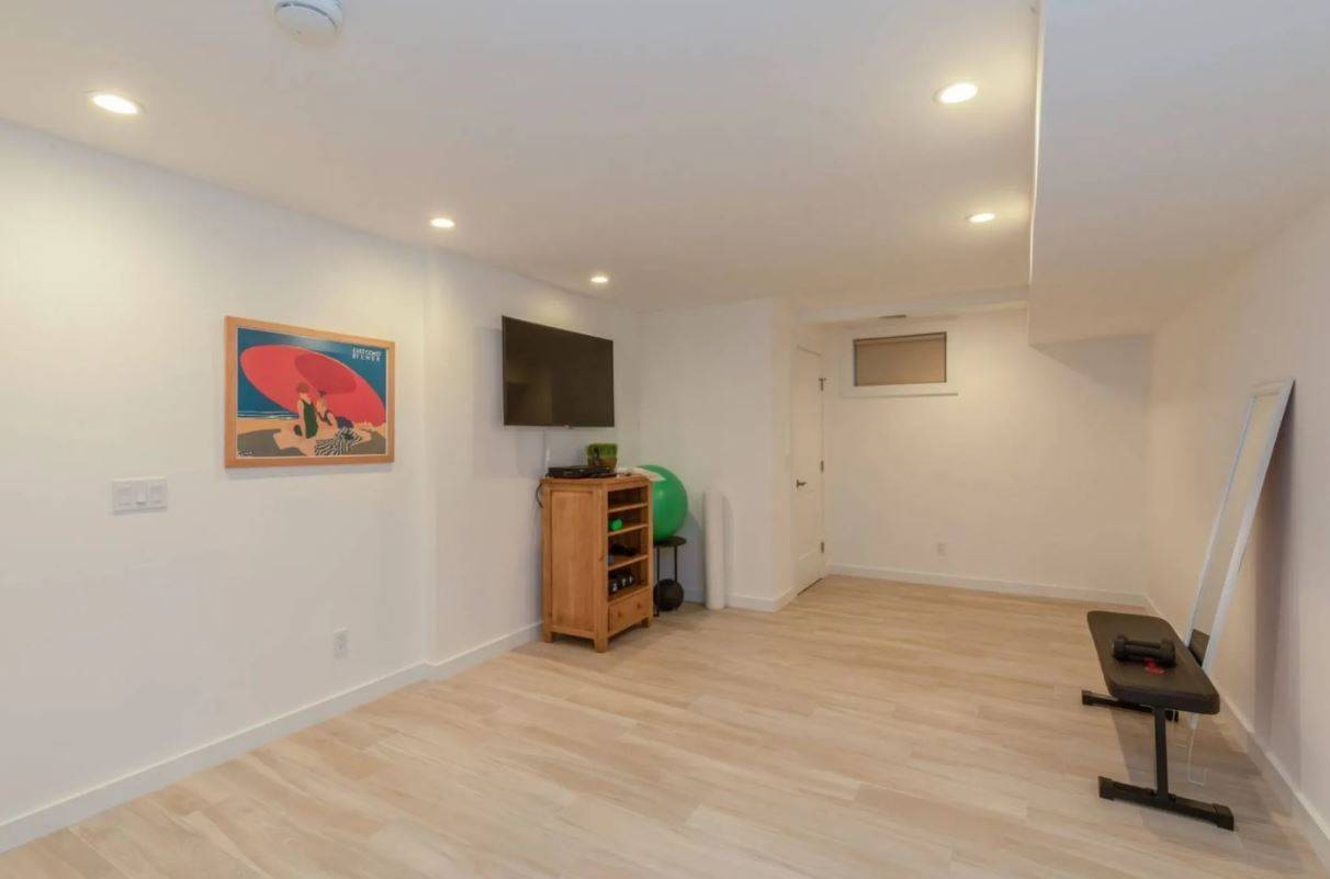25 QUARTY CT