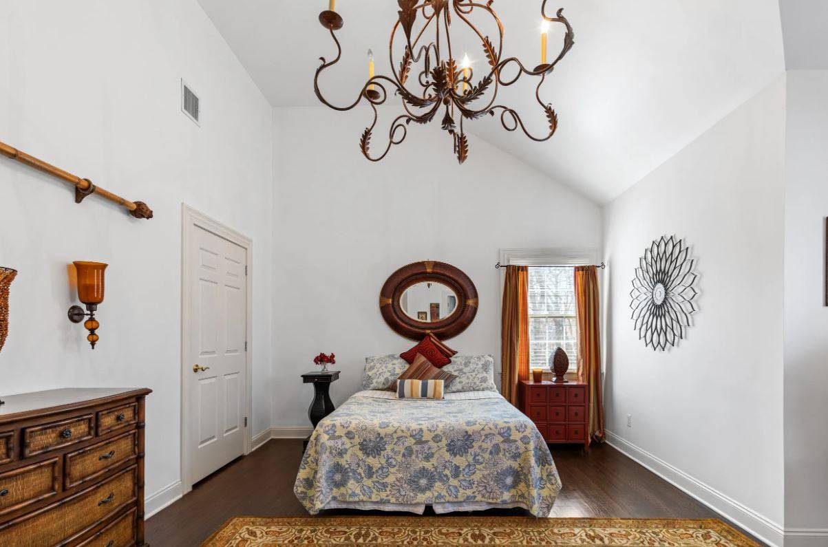 335 WATER MILL TOWD RD