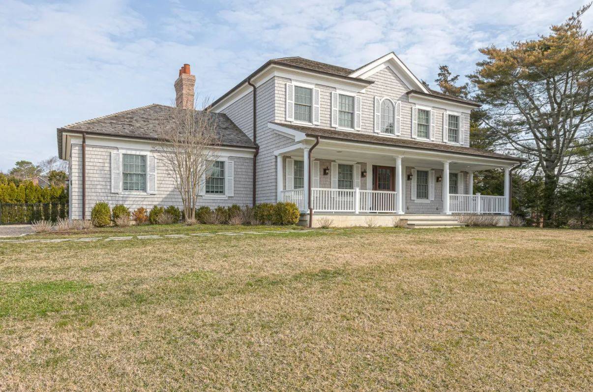 39 MIDDLE POND RD
