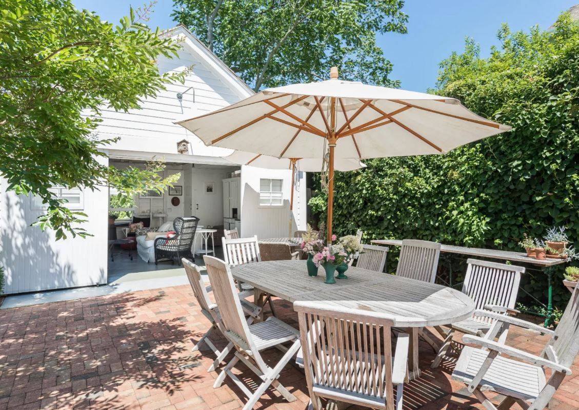 88 Buell Ln