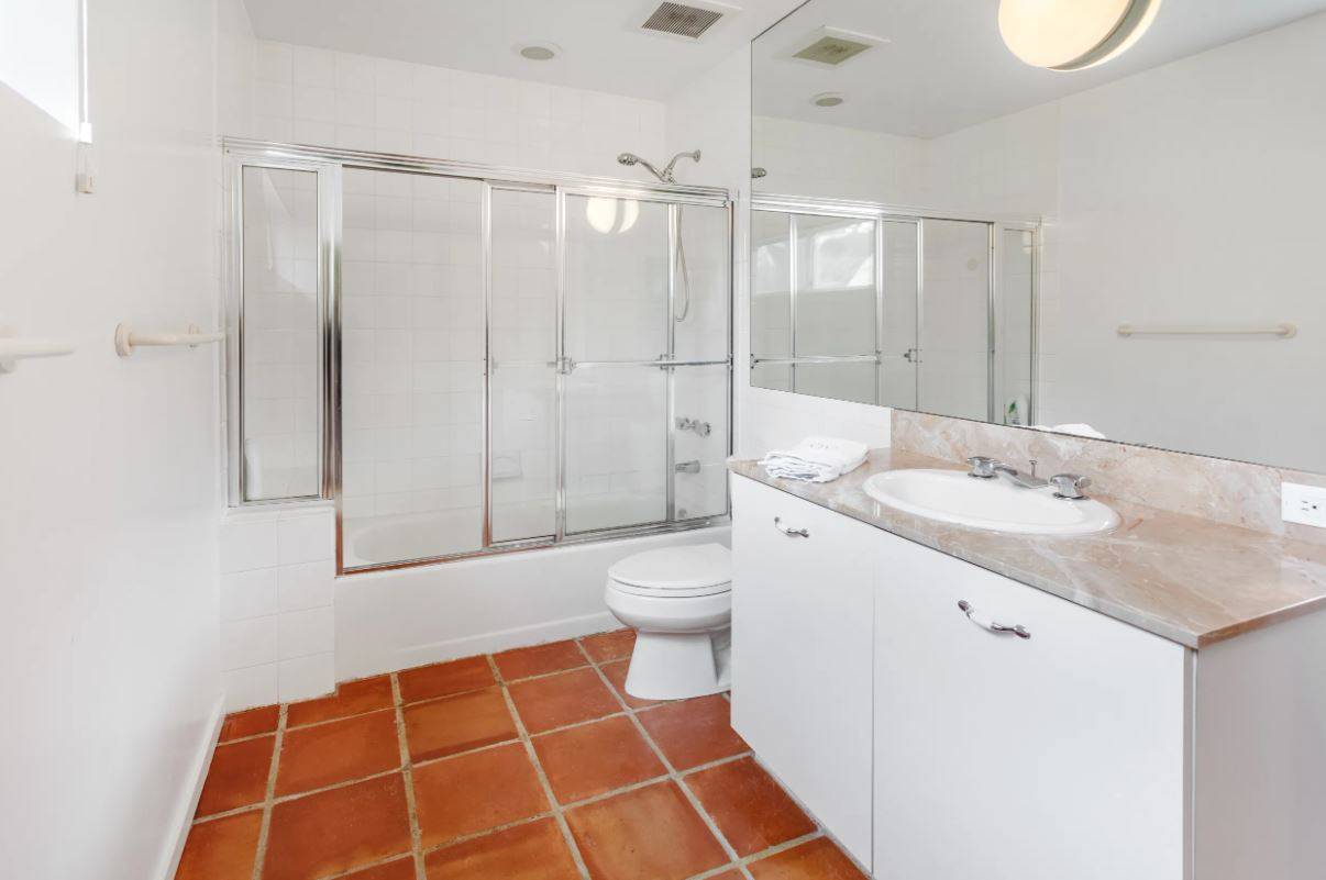 50 Alewive Brook Rd