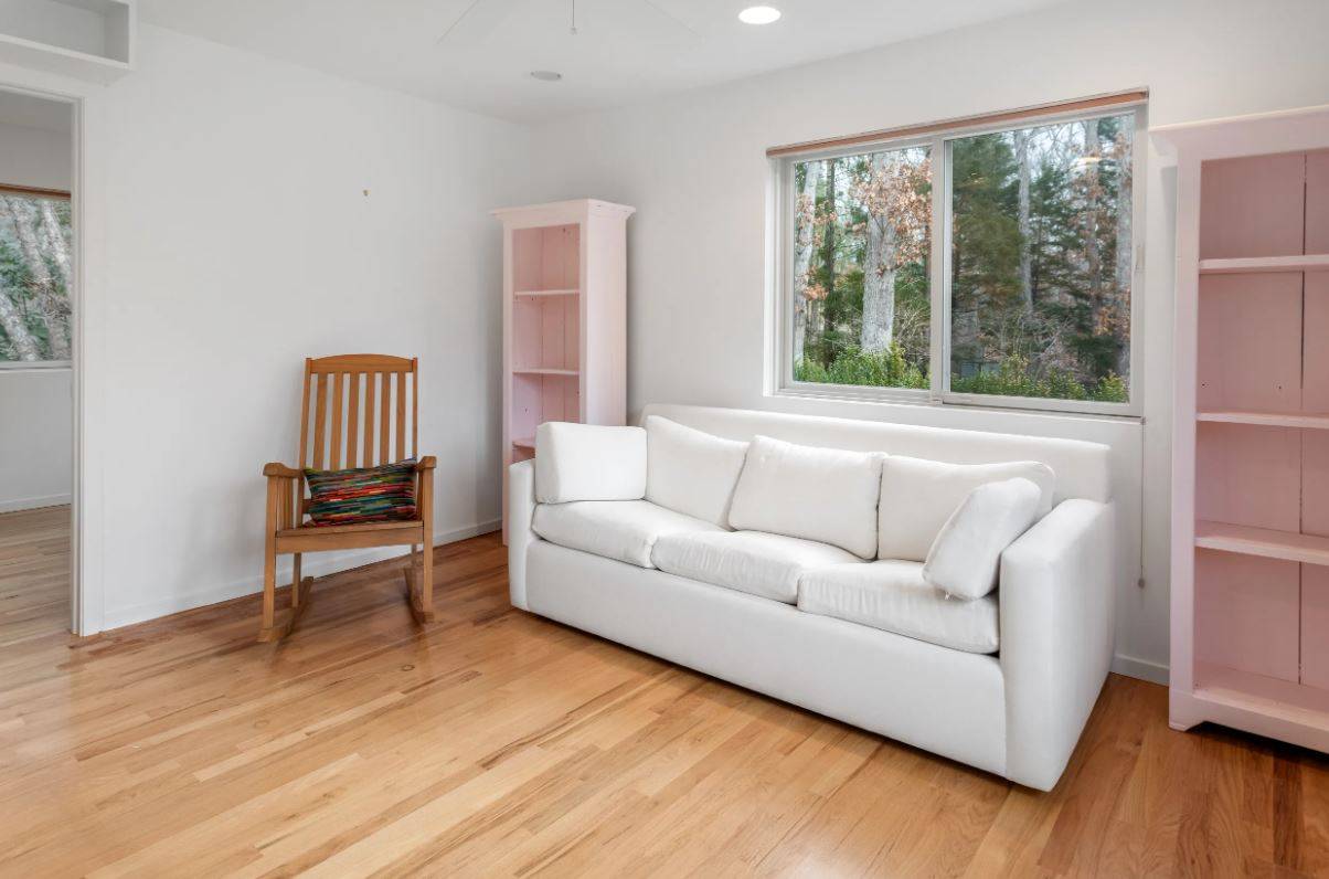 50 Alewive Brook Rd