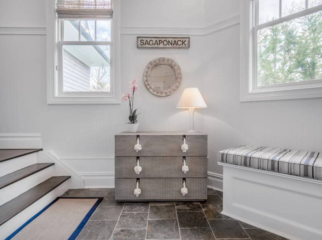 496 WAINSCOTT HARBOR RD