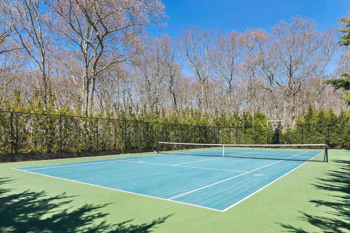 496 WAINSCOTT HARBOR RD