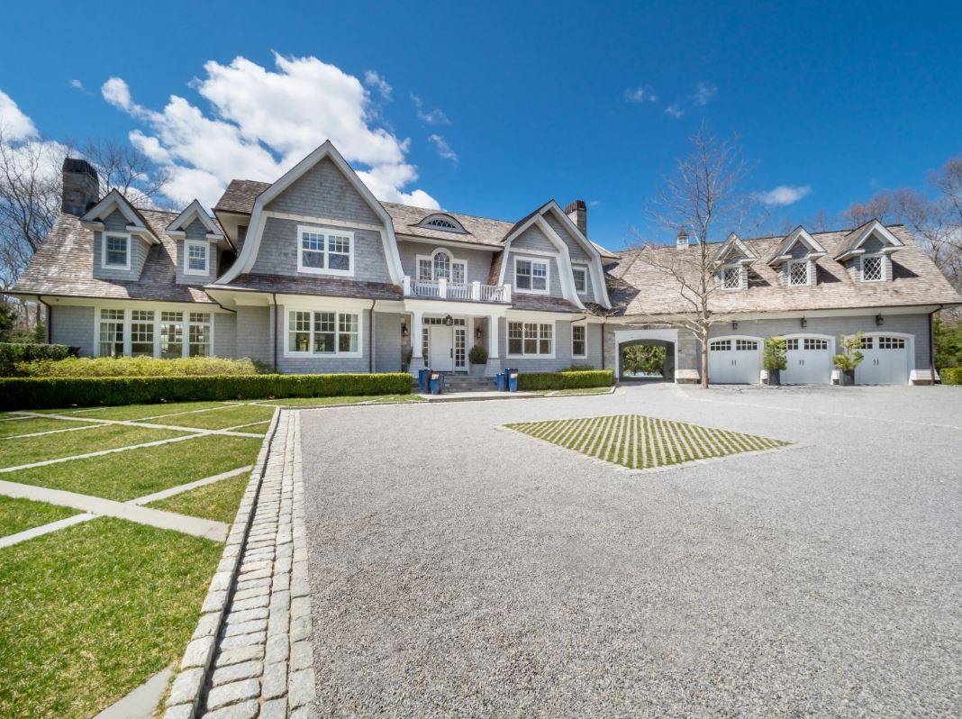 496 WAINSCOTT HARBOR RD