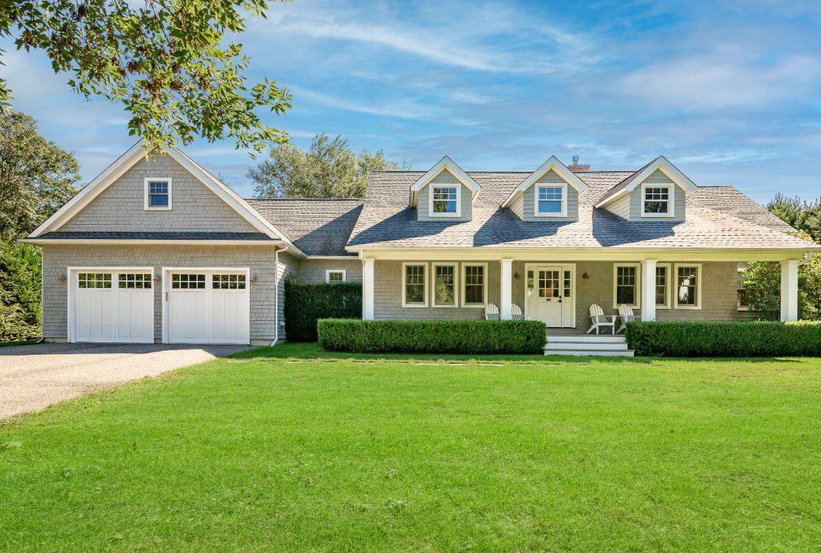 31 ROBERTS LN