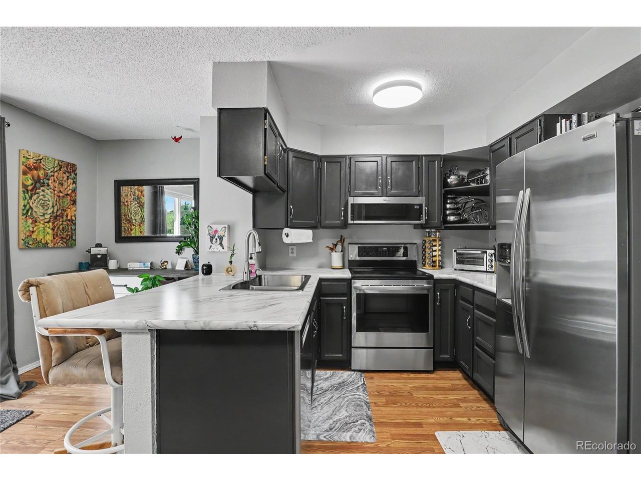 10102 W Dartmouth Ave