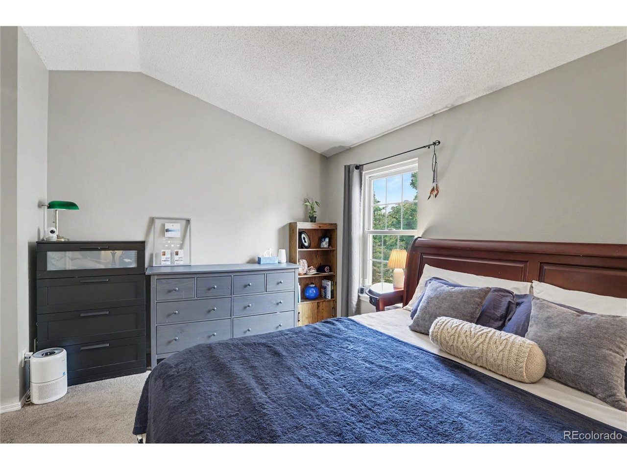 10102 W Dartmouth Ave
