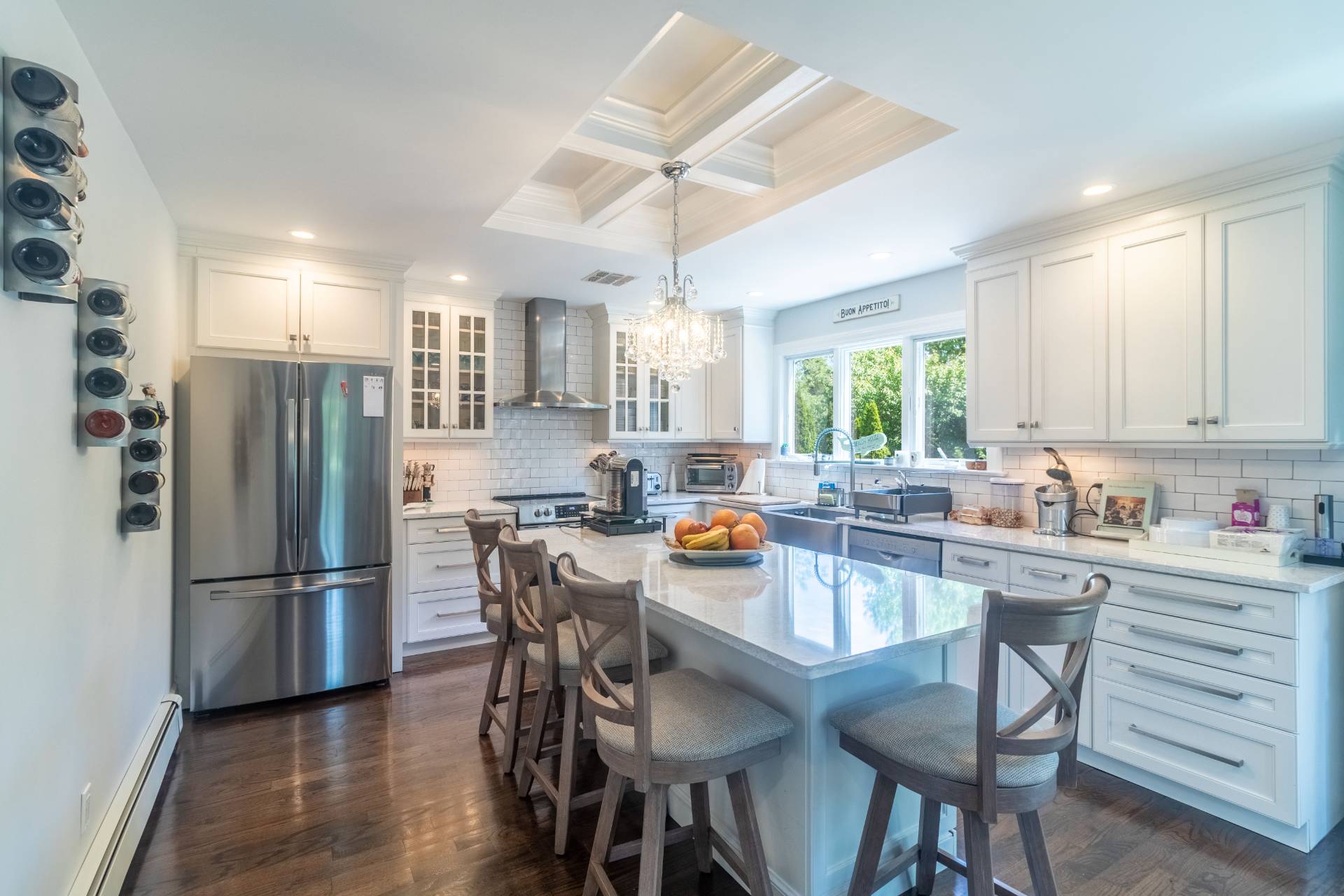 10 JUNIPER LN