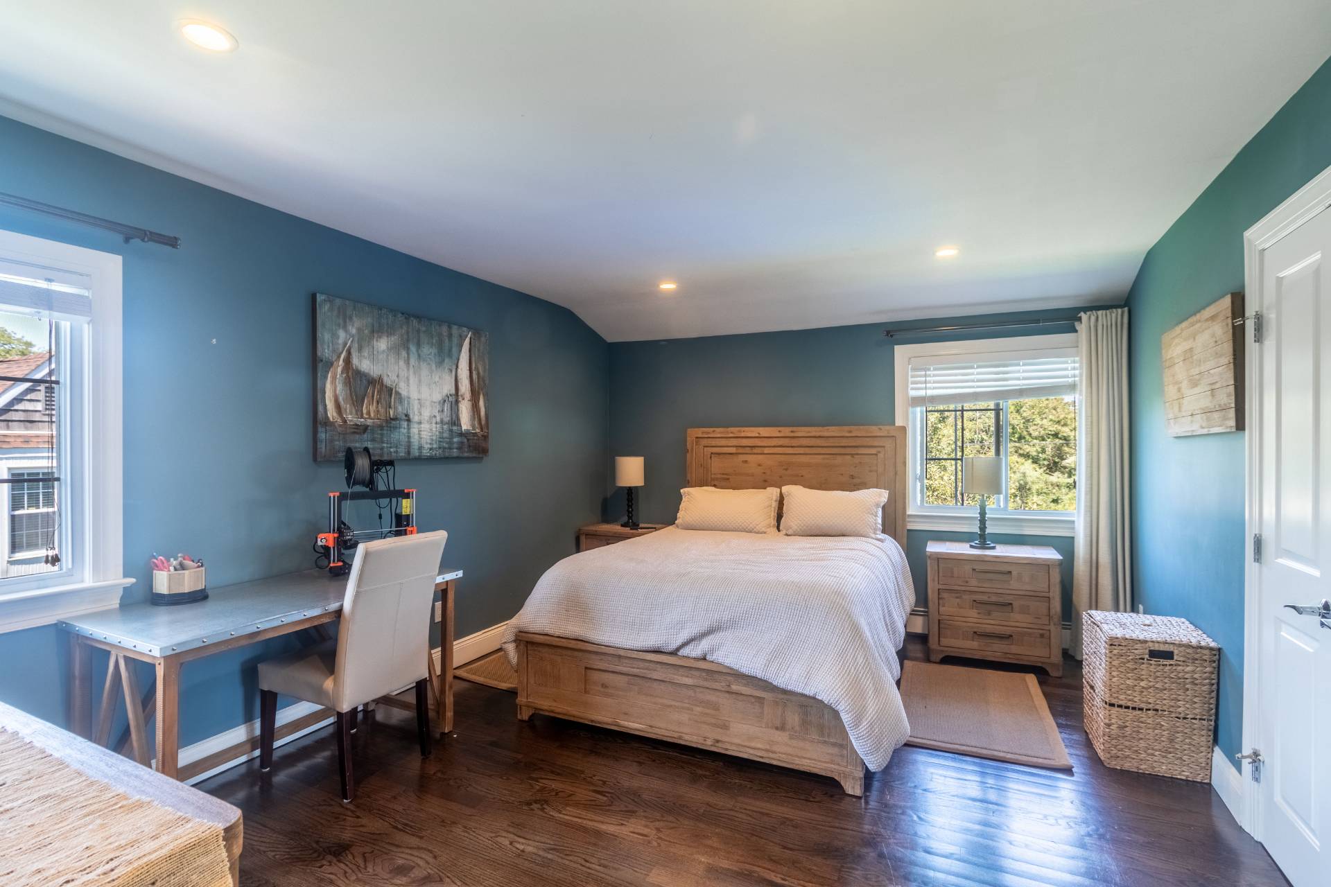 10 JUNIPER LN