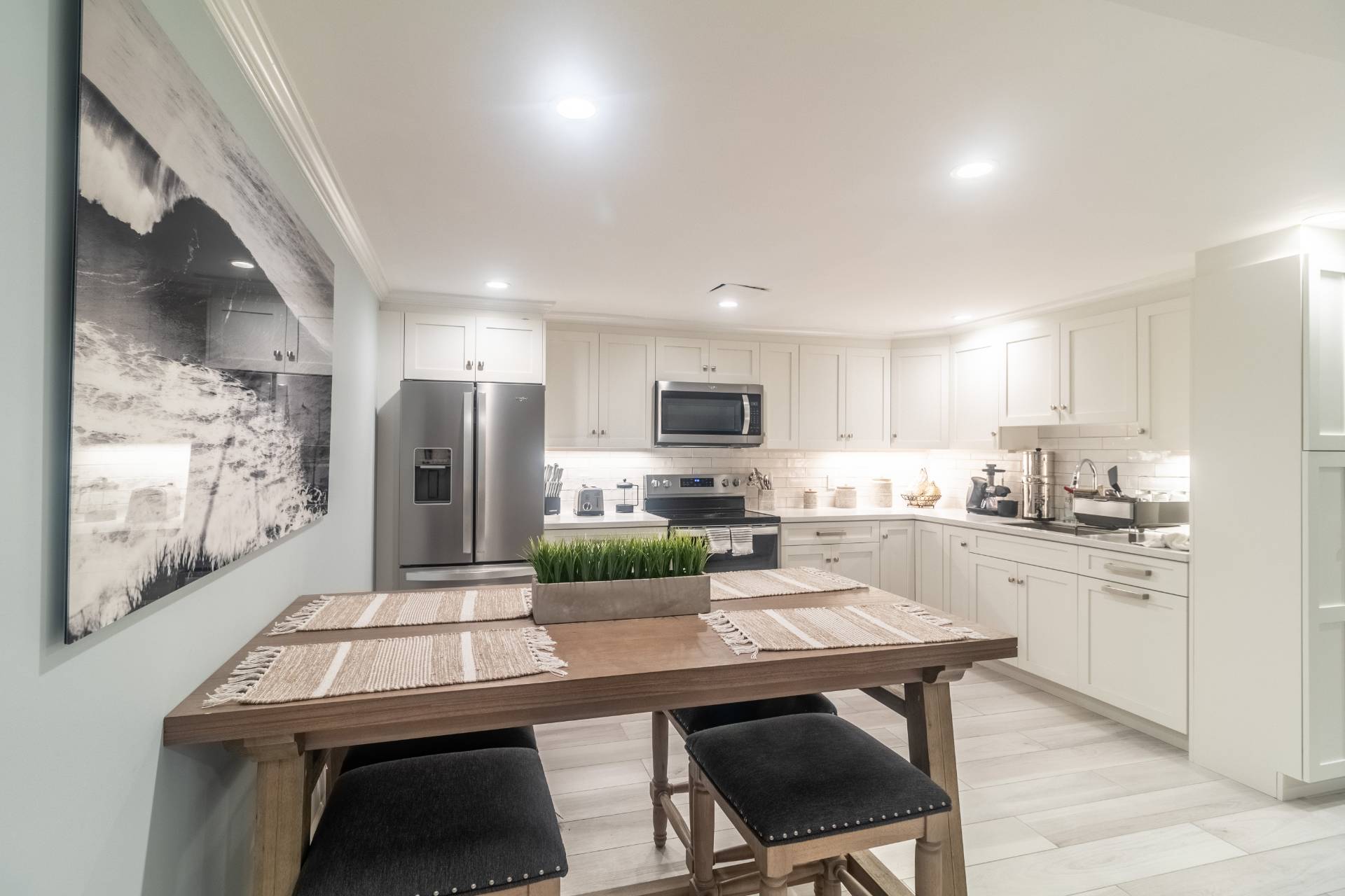 10 JUNIPER LN