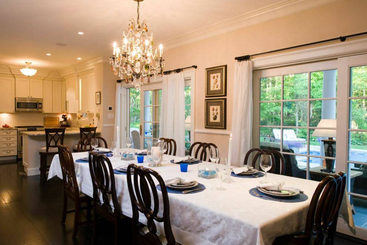 320 OLD SAG HARBOR RD