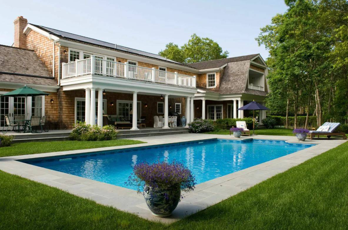 320 OLD SAG HARBOR RD