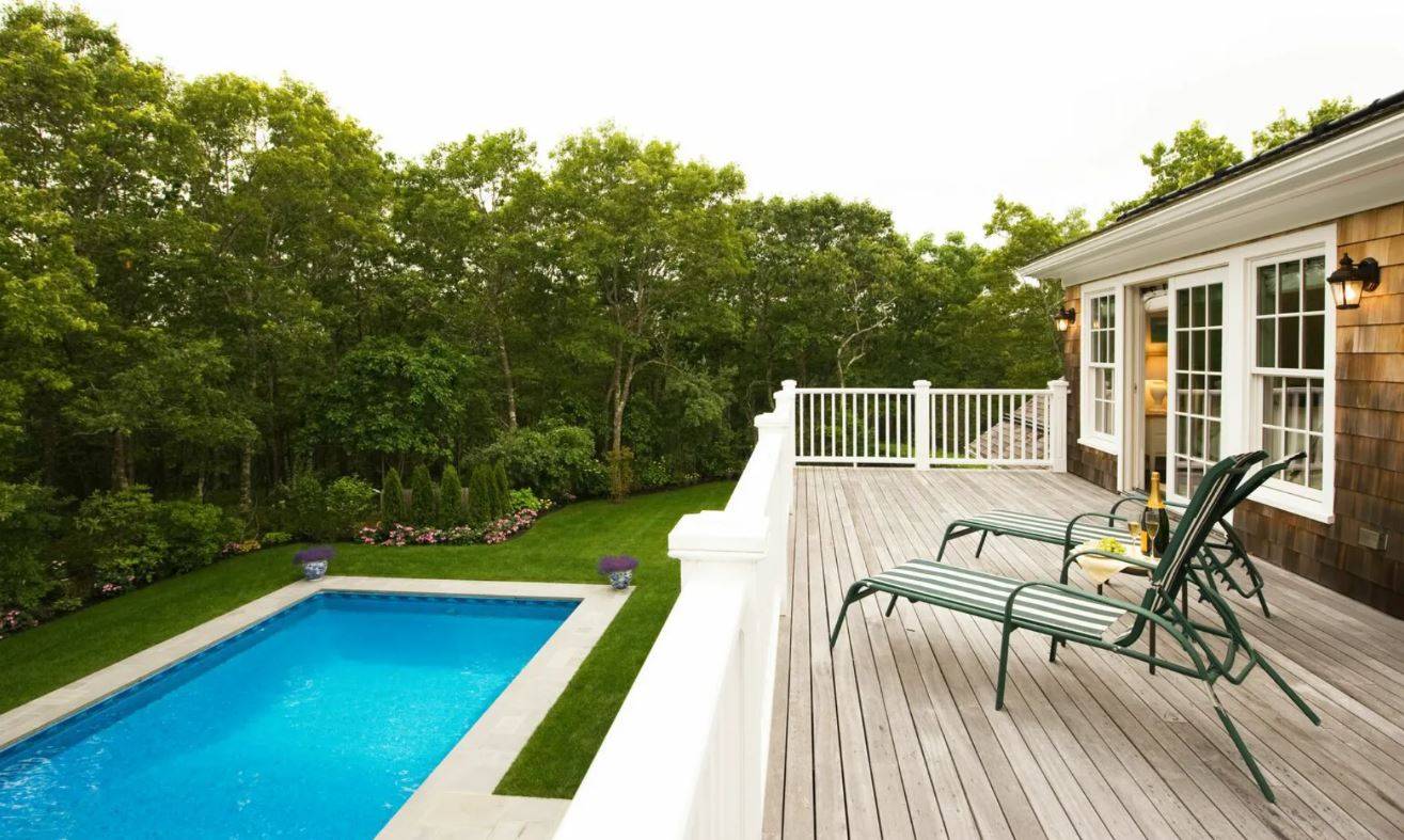 320 OLD SAG HARBOR RD