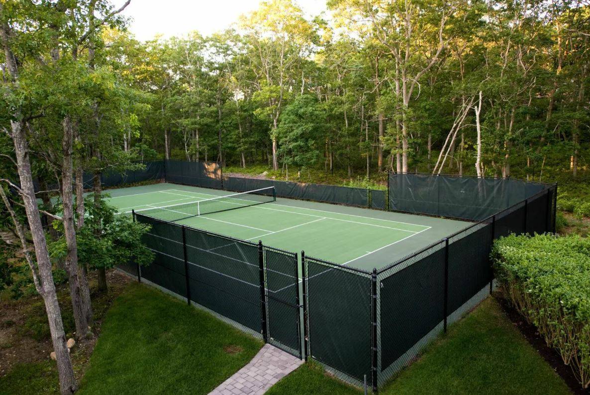 320 OLD SAG HARBOR RD
