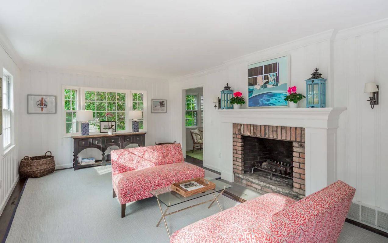 80 Gansett Ln