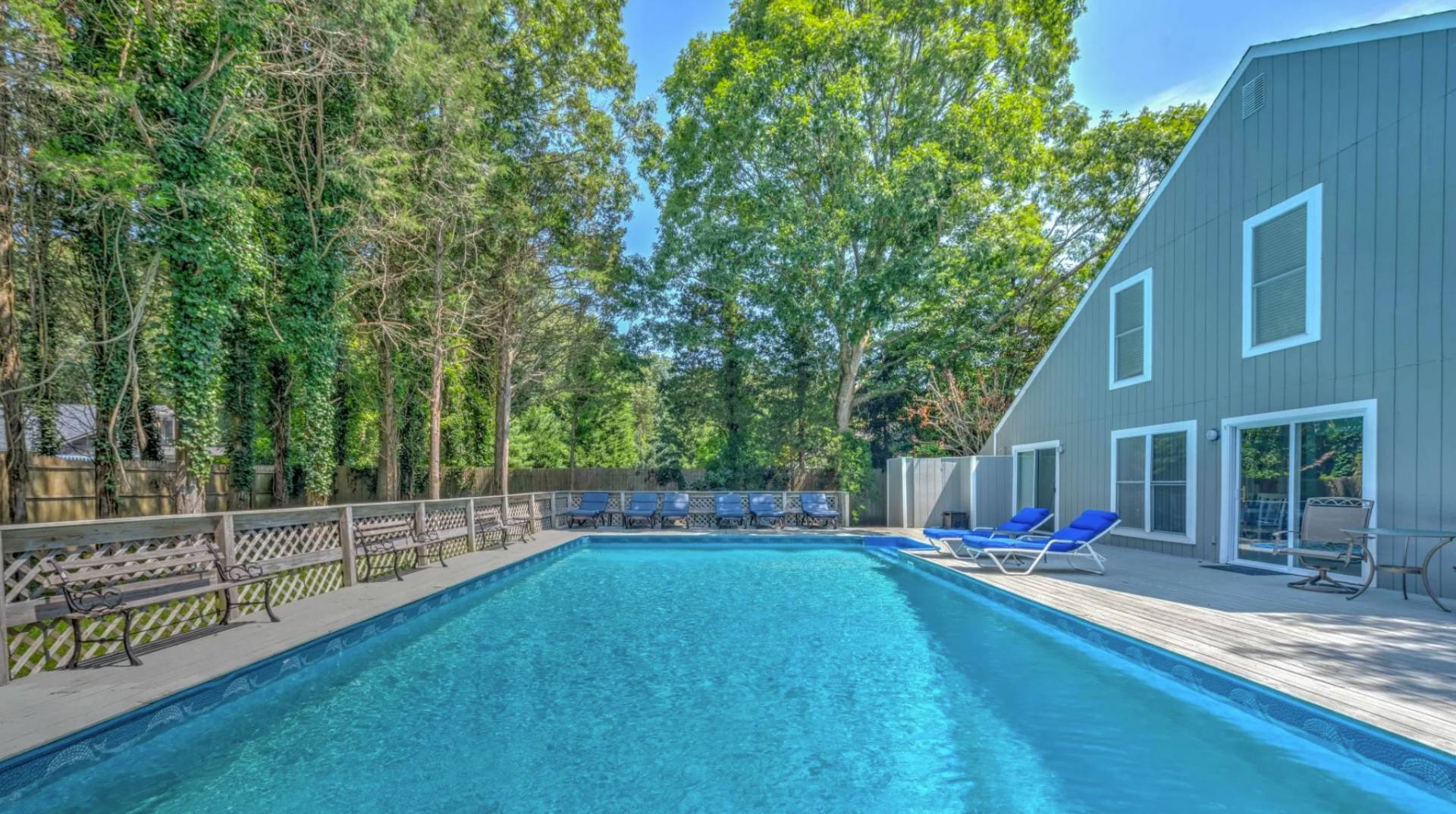 6 ORCHARD Ln