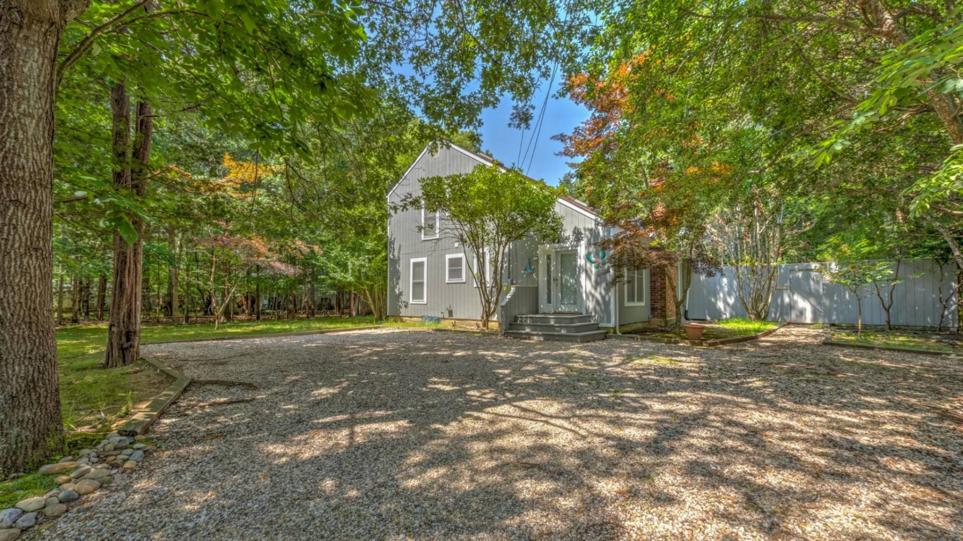 6 ORCHARD Ln