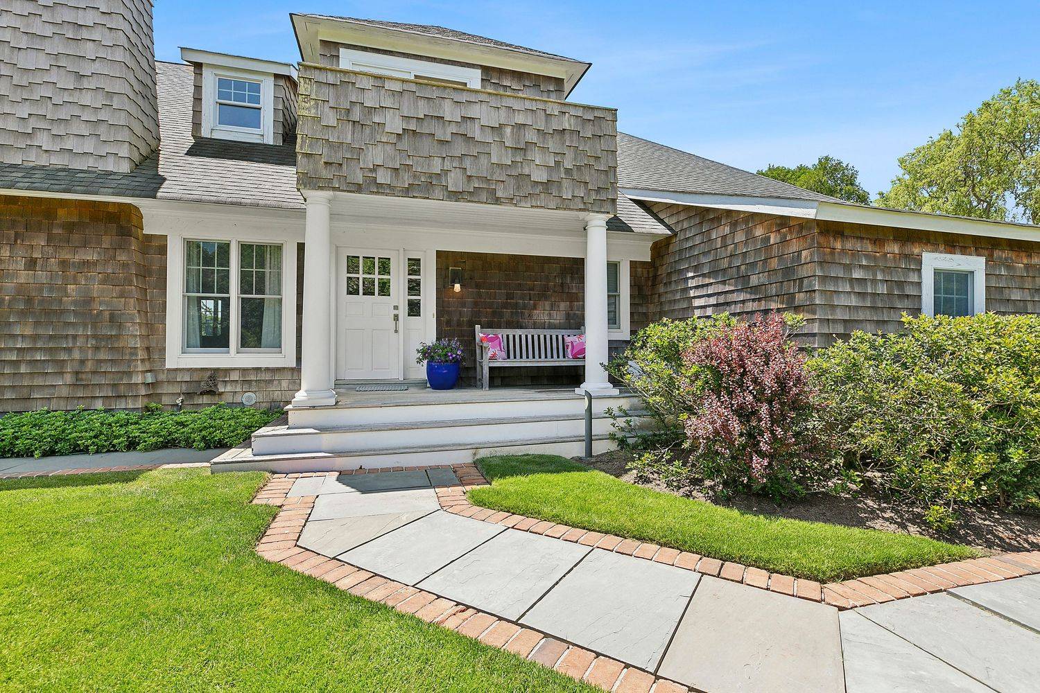 187 ERICAS LN