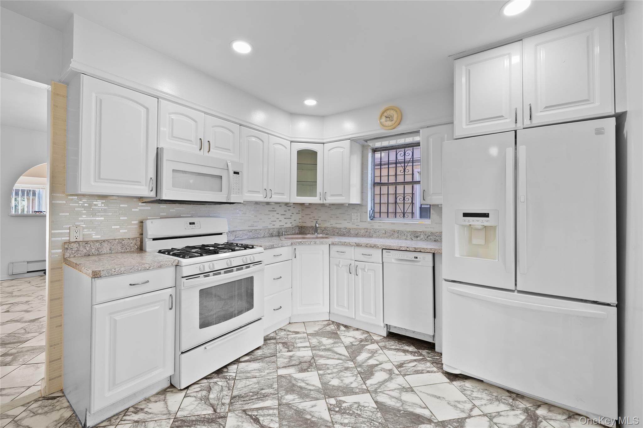 266 E 37th Street
