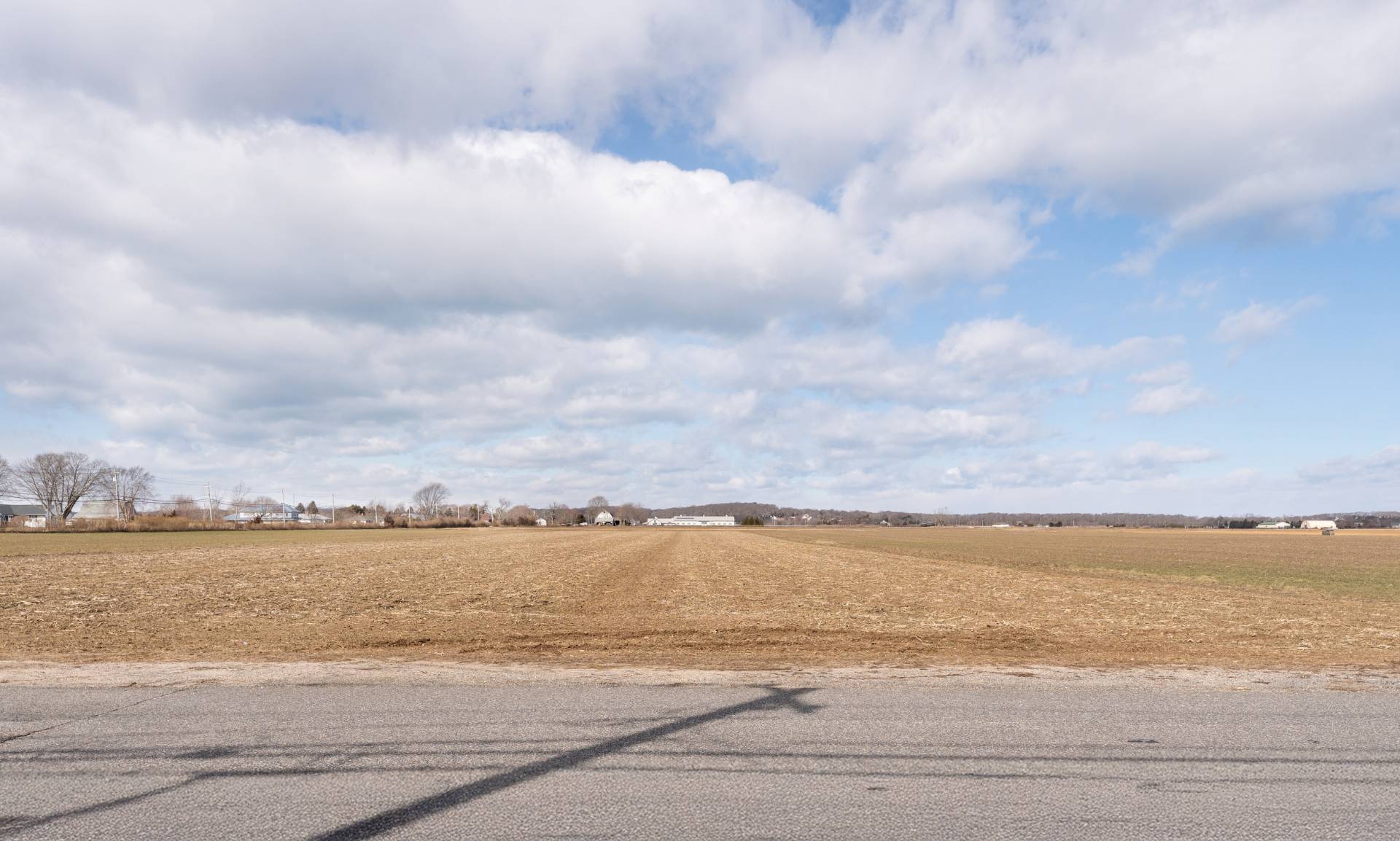 396 Reeves, Riverhead