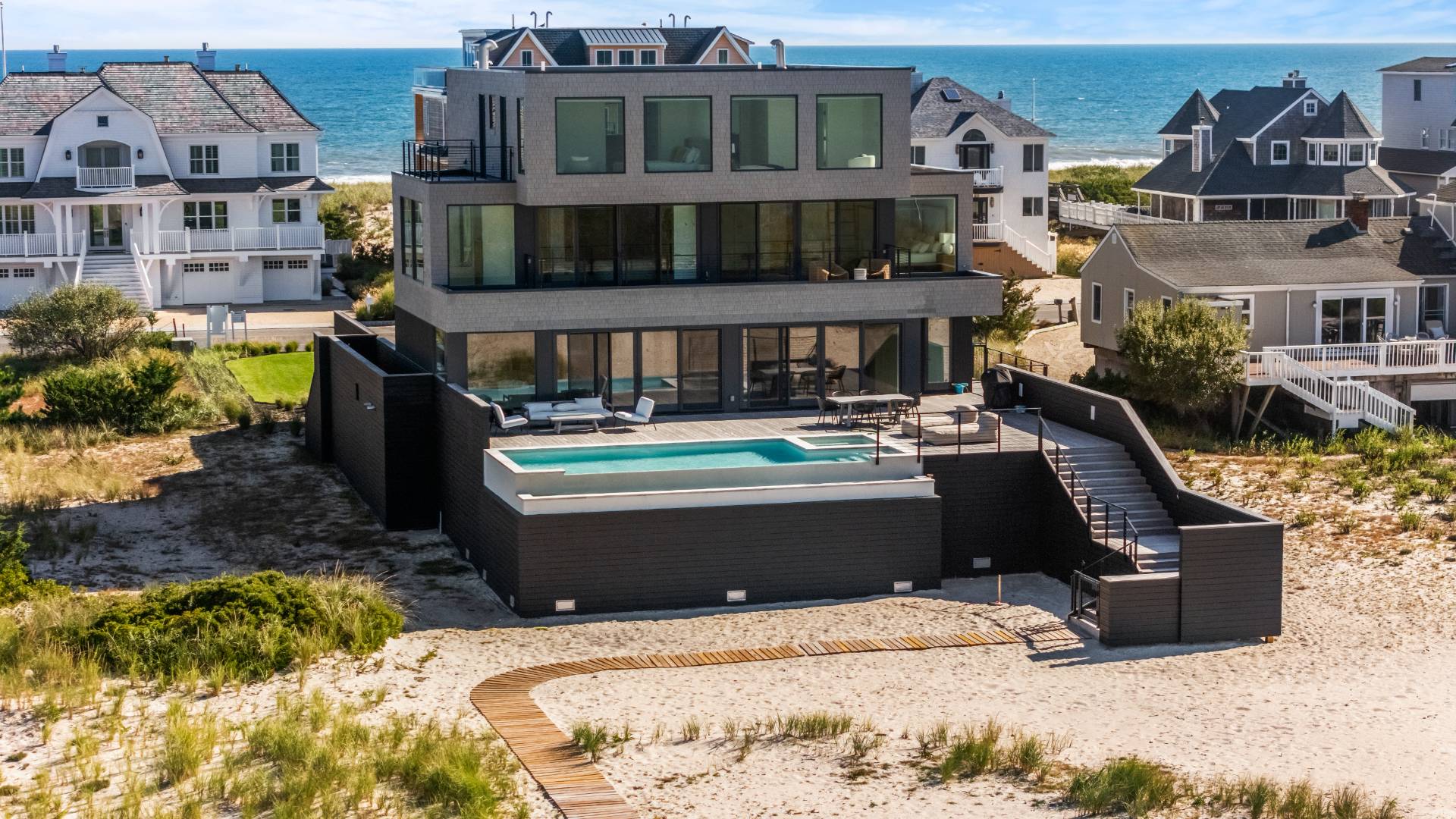 780 DUNE RD