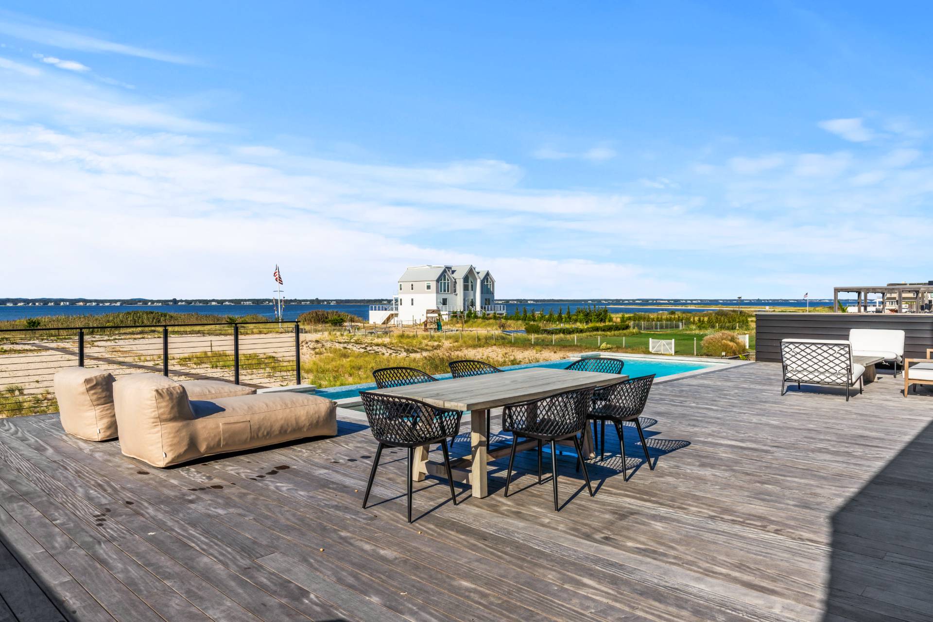 780 DUNE RD