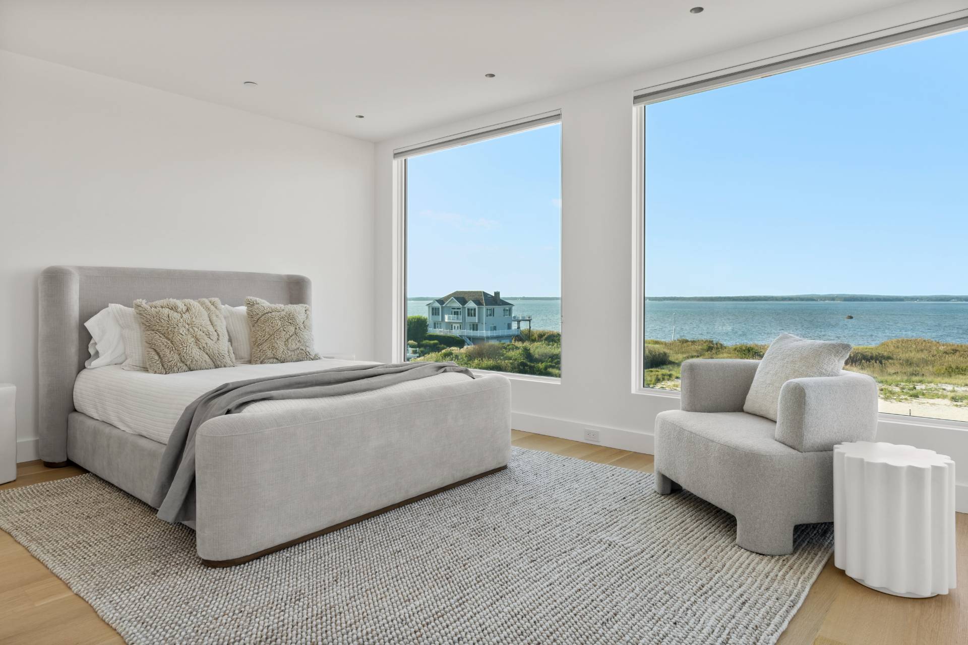 780 DUNE RD