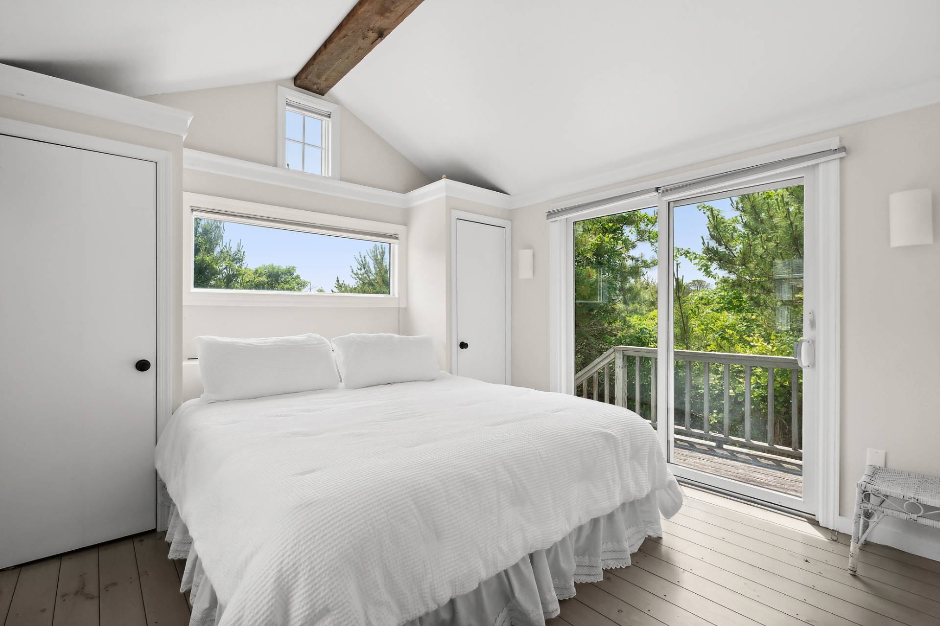 28 BEACH AVE