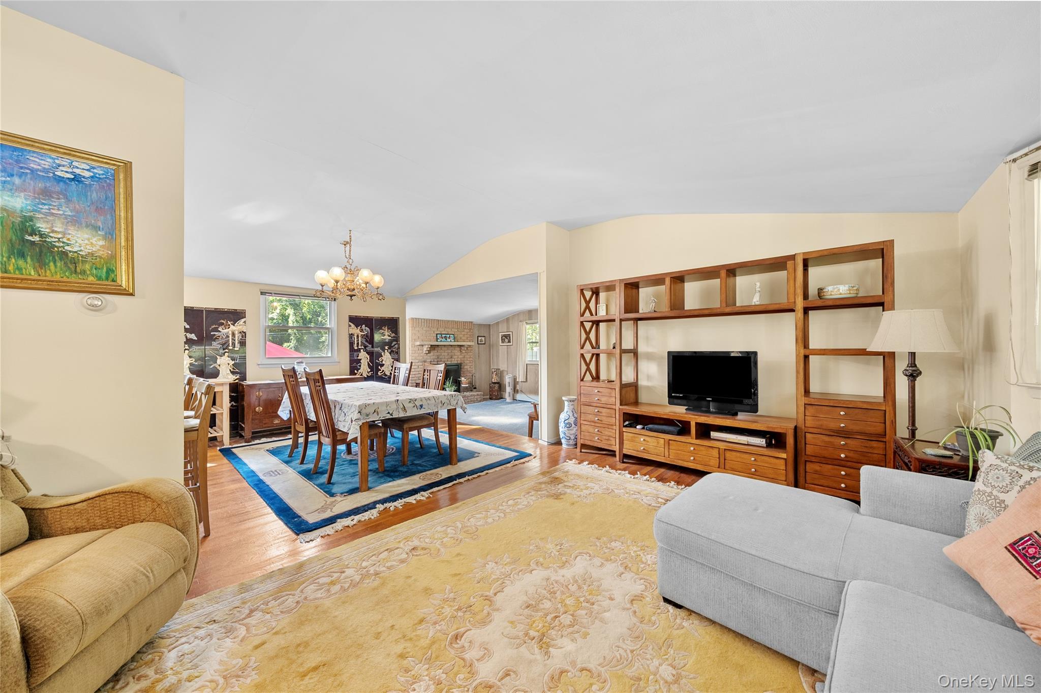 1472 Stony Brook Road