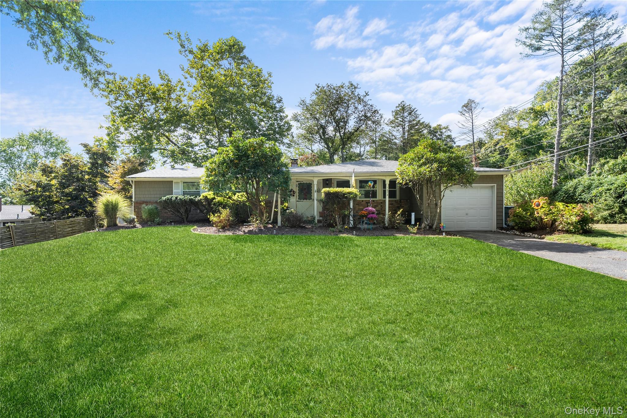 1472 Stony Brook Road