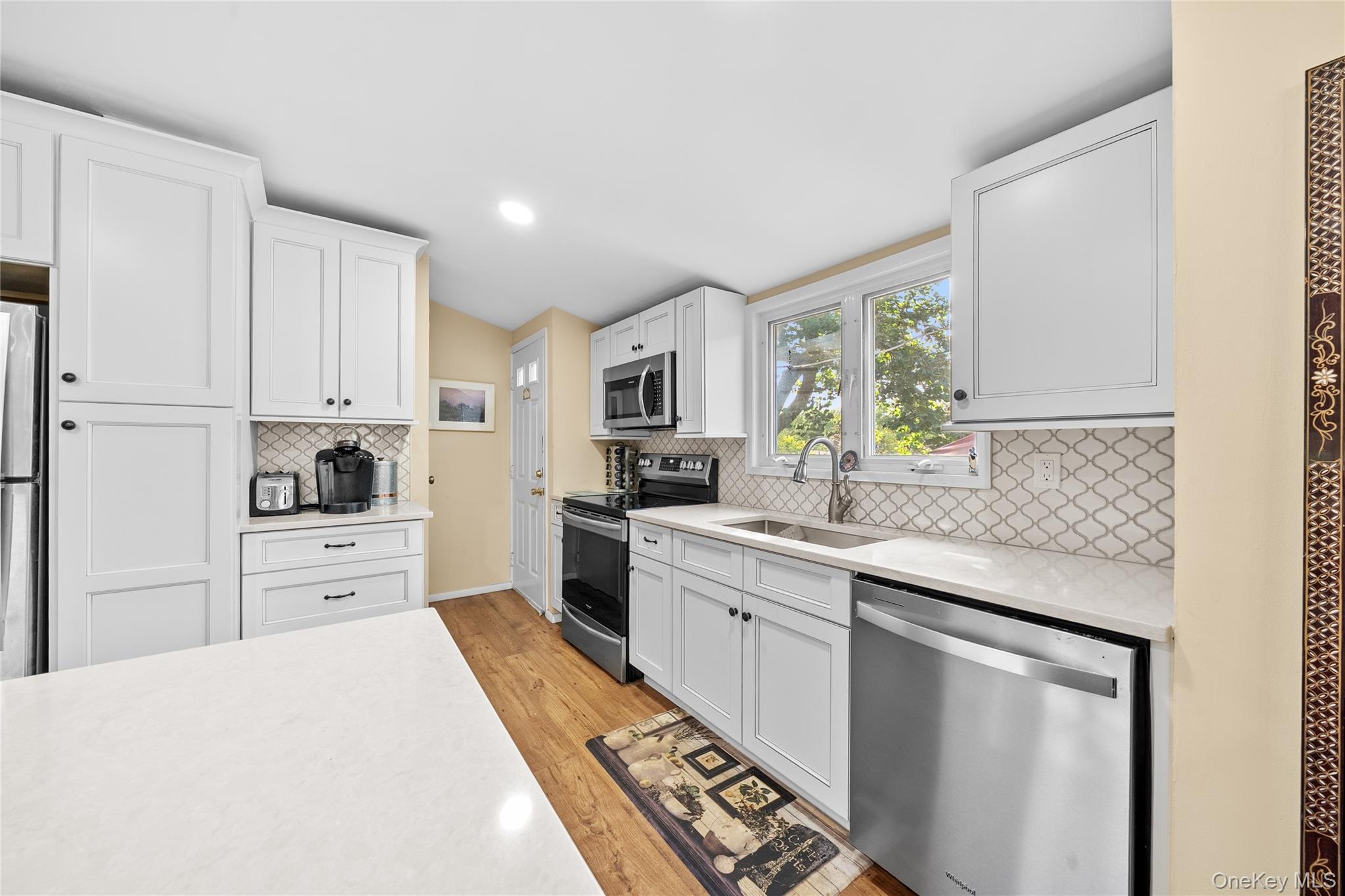 1472 Stony Brook Road