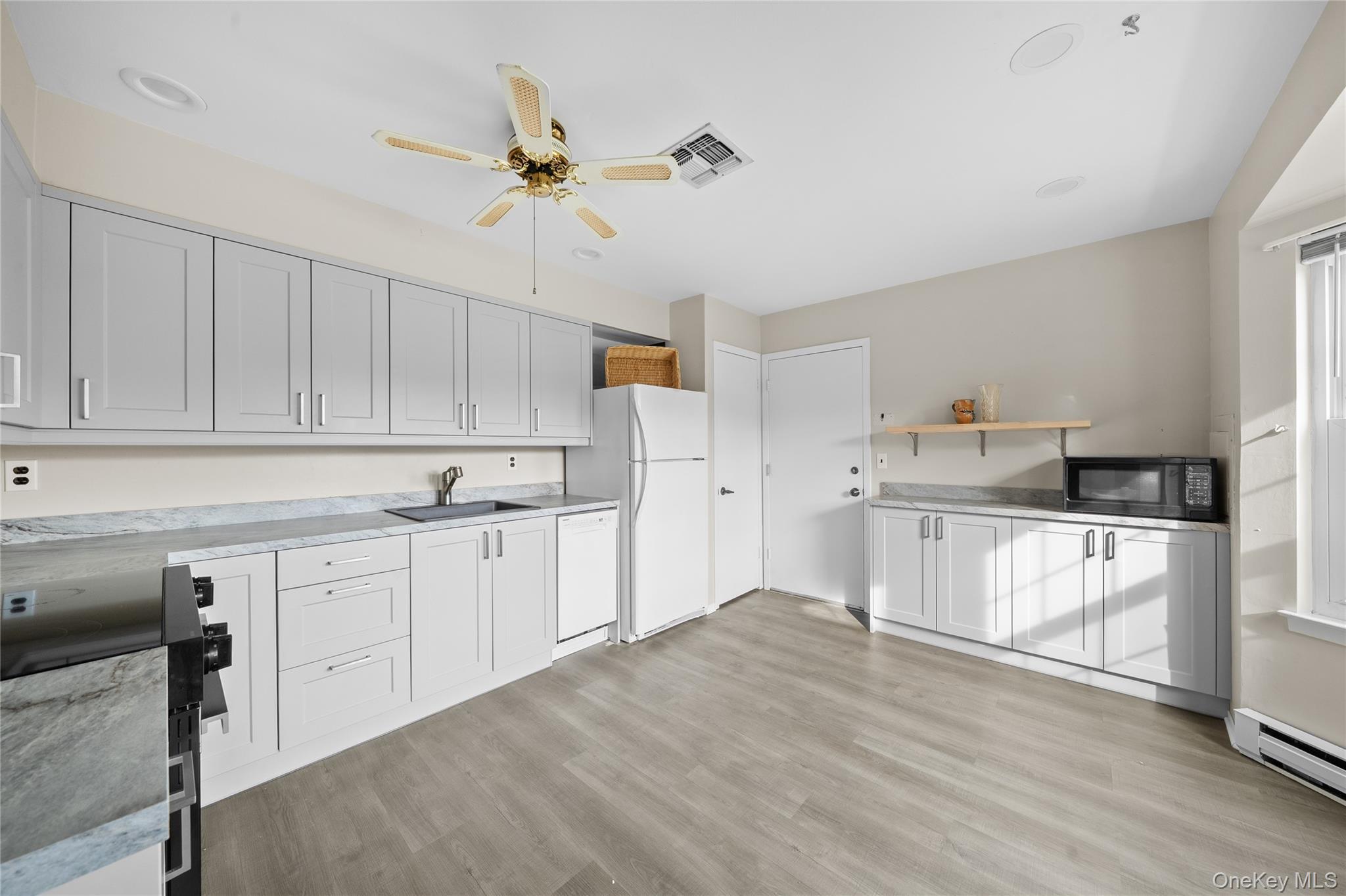 189 Revere Drive Unit: 189