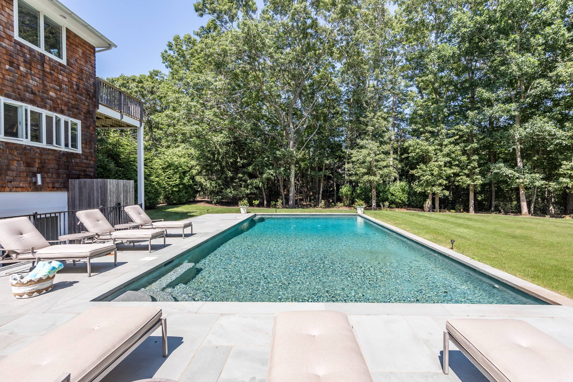 87 Old Sag Harbor Rd