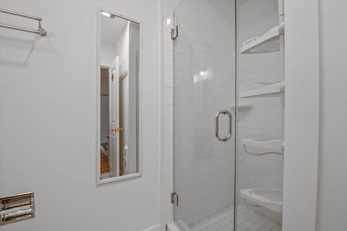 36 MAIN ST, #2