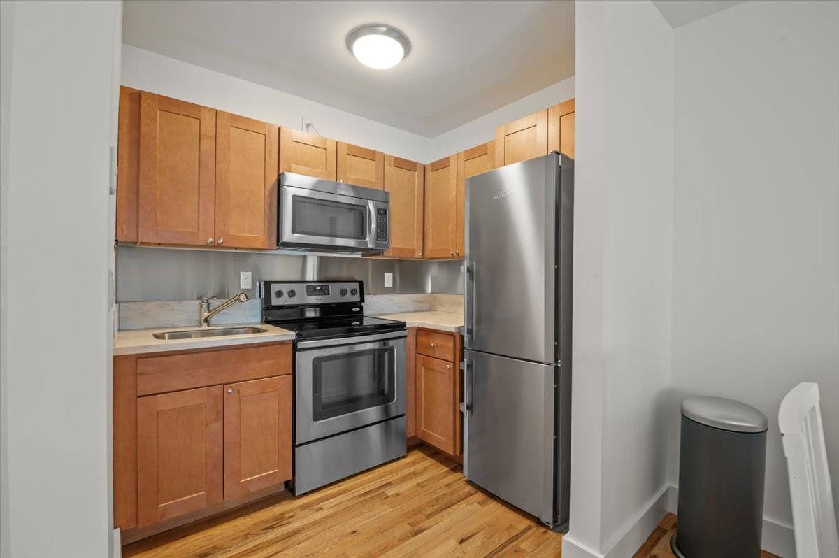 36 MAIN ST, #2