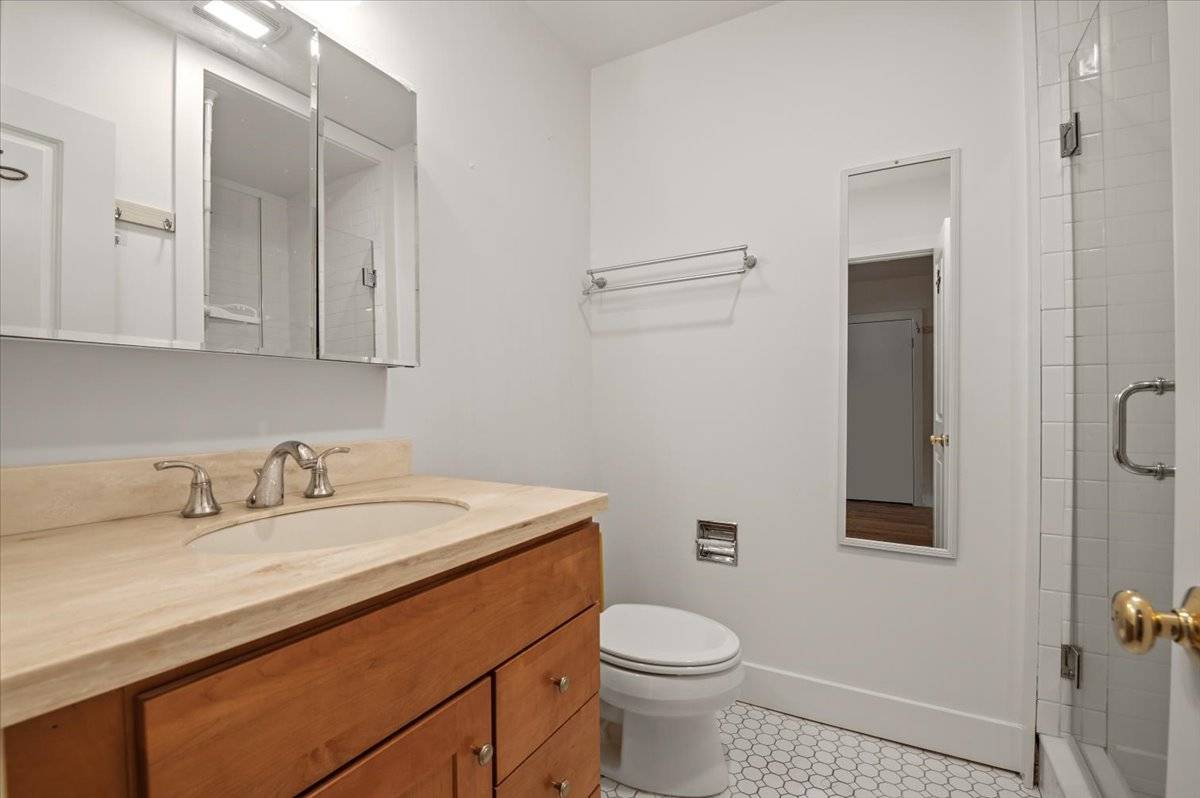 36 MAIN ST, #2