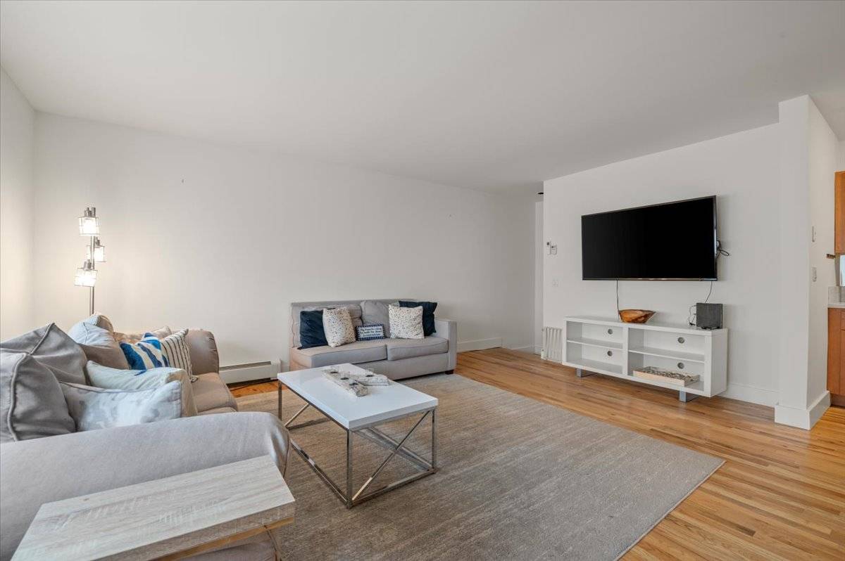 36 MAIN ST, #2