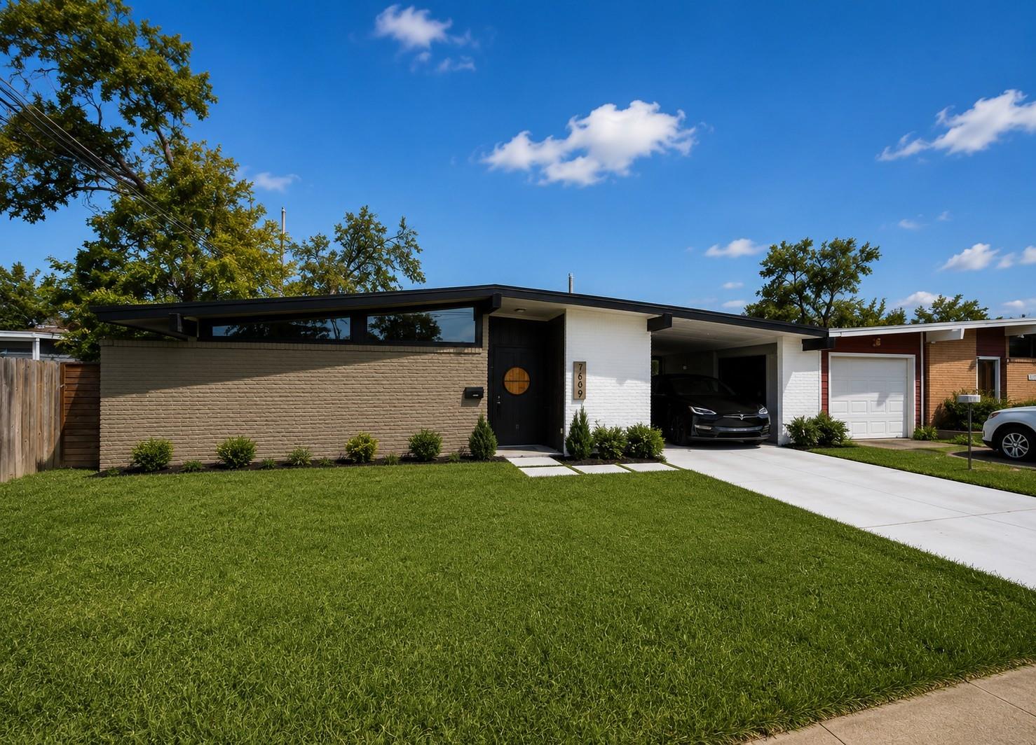 7609 Amelia Road