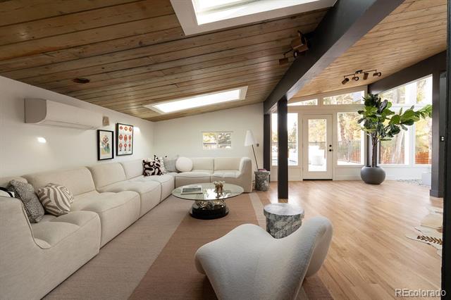 7638 Brockway Drive