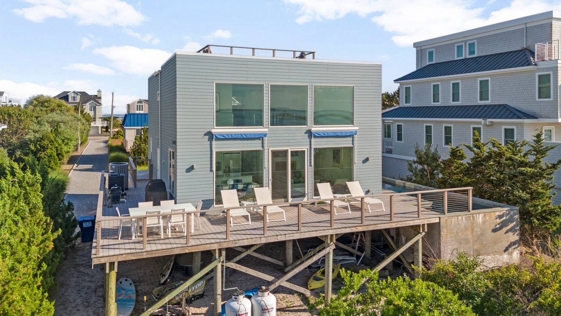 846 DUNE RD