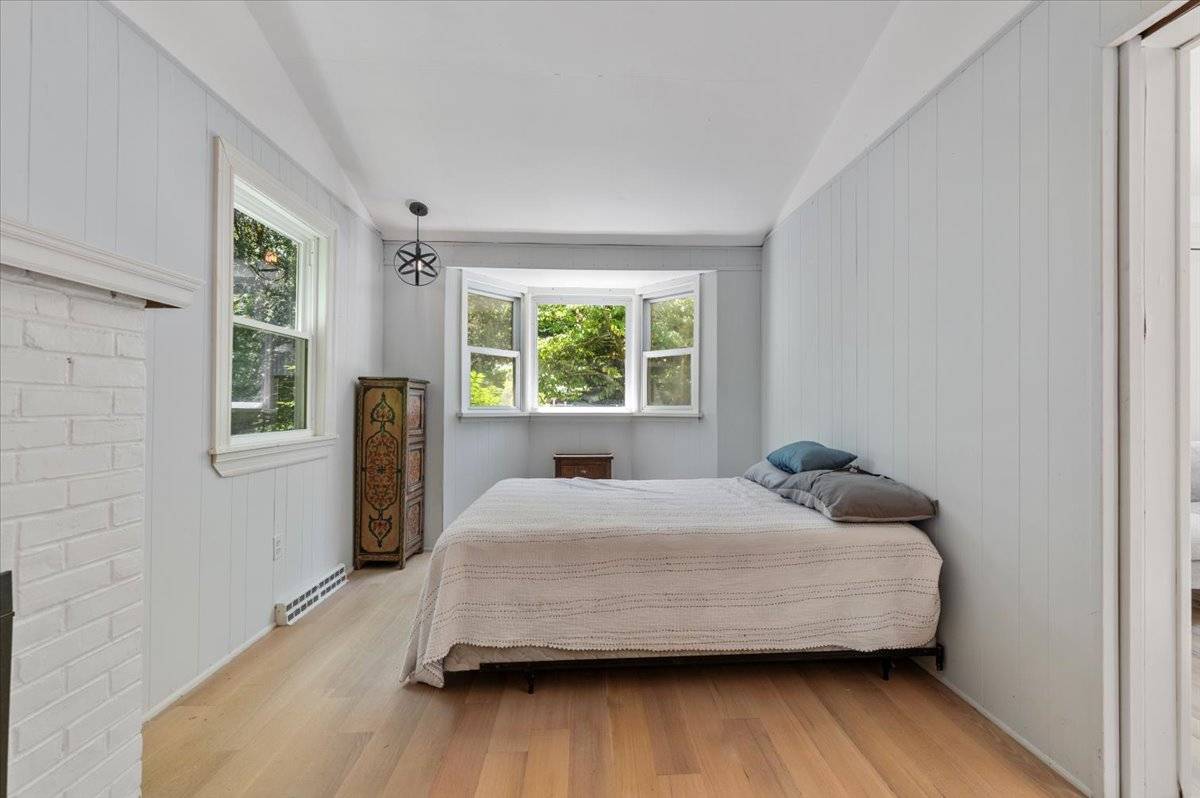 56 W DONELLAN RD