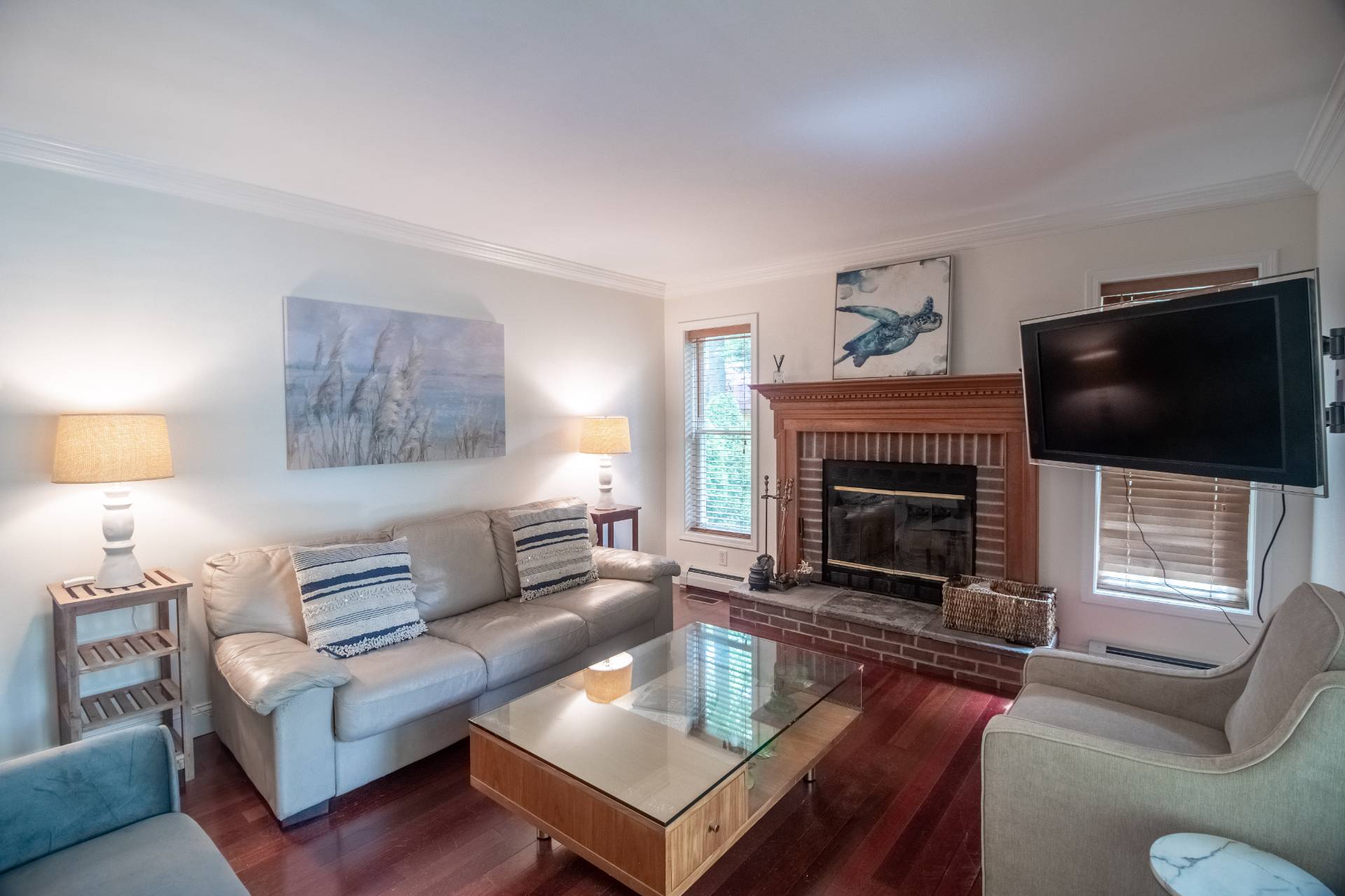 28 Bayview ave