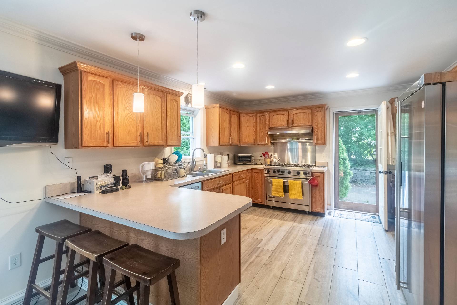 28 Bayview ave