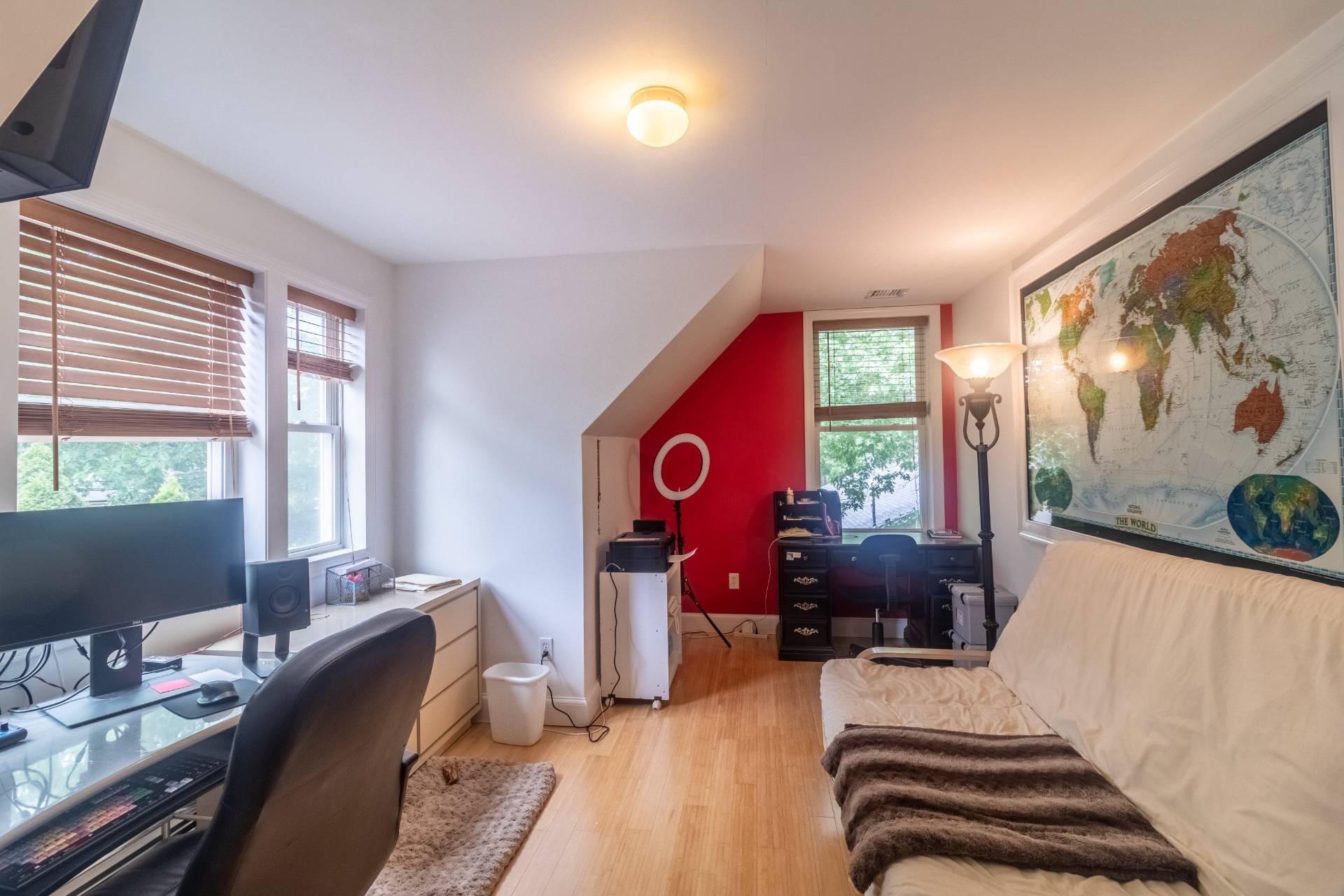 28 Bayview ave
